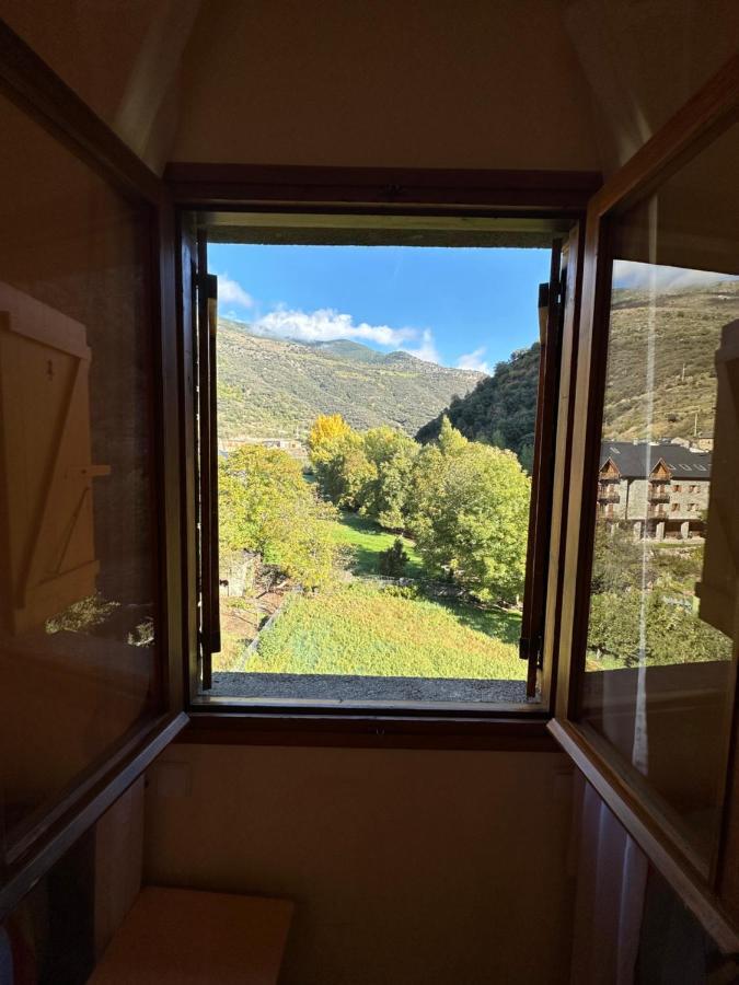 Apartament Rialp Amb Vistes Al Riu Noguera Pallaresa Екстериор снимка